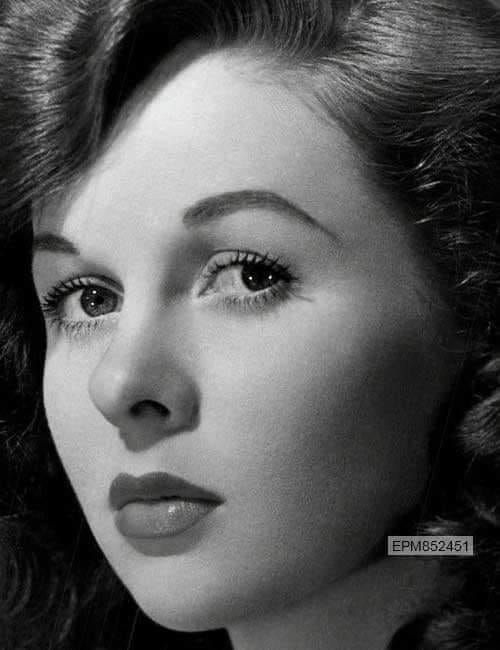 سوزان هوارد أجمل نجوم السبعينات كادت تقتل غريمتها