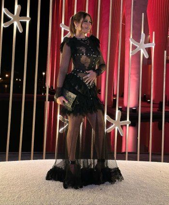 شاهد .. هيدي كرم تحدث بلبلة واسعة بإطلالة جريئة وملفتة في إفتتاح مهرجان الجونة