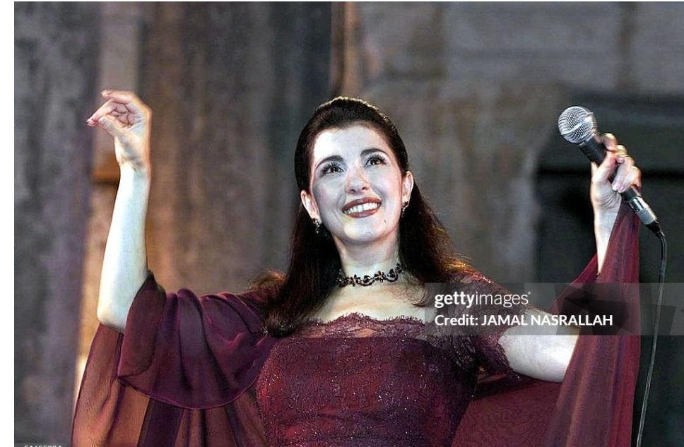 لعشاق ماجدة الرومي عشرين صورة على مدي الزمن