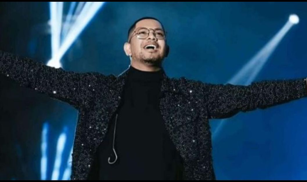 ثلاثة مطربين ماتوا على المسرح: بيدرو هنريكي وطلال مداح وكوستا تتيش