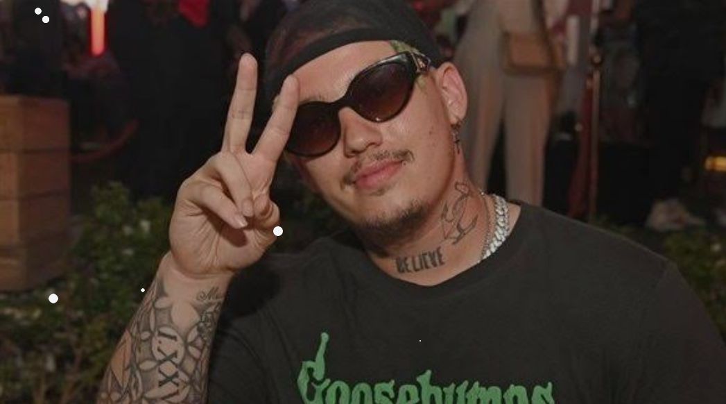 ثلاثة مطربين ماتوا على المسرح: بيدرو هنريكي وطلال مداح وكوستا تتيش