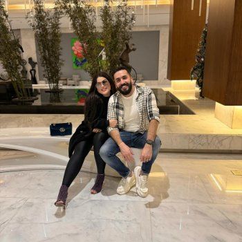 شاهد .. بالصور- بأجواء رومنسية مليئة بالحب..ندى الكامل في احضان زوجها أحمد خالد