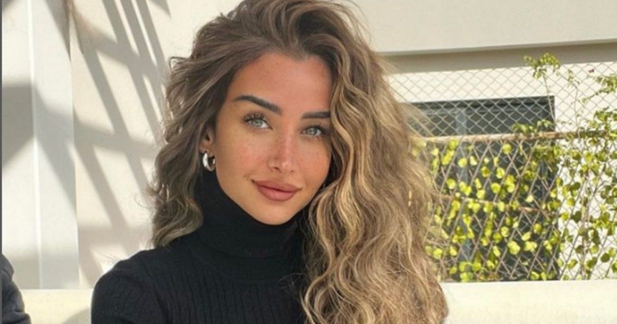 شاهد .. بلوك شعر جديد..هنا الزاهد تفاجئ الجمهور وتتألق بجمالها