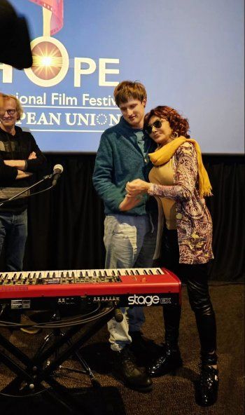 شاهد .. تكريم نبيلة عبيد في مهرجان الأمل السينمائي 3