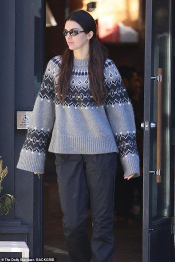 شاهد .. بالصورة - بعد إنفصالها عن باد باني..إليكم أول ظهور لـ كيندال جينر