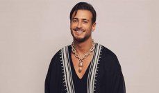 شاهد .. بالصور- بإطلالة لامعة وأناقة مميزة..كارول سماحة تتألق بلوك مبهر