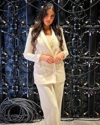 شاهد .. بالصور- بلوك أبيض شيك..درة التونسية تتألق بجمالها وأناقتها