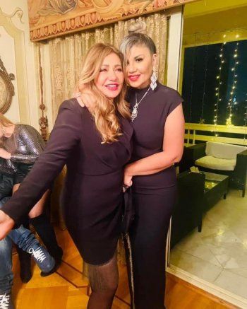 شاهد .. جولة في فيلا إلهام شاهين الفخمة .. تحف فنية وديكورات رائعة - بالصور