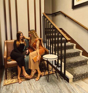 شاهد .. إبنة جويل مادرينيان أصبحت شابة بالغة الجمال.. هل تشبه والدتها؟