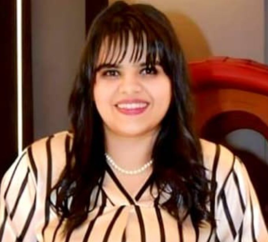 تكريم مادونا عادل بلقب “القناصة الماهرة” بالدورة الـ 4 لصناع السعادة