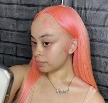 شاهد .. بالصورة- أيس سبايس تظهر من دون مكياج و مظهرها غير المألوف يثير ضجة بين الجمهور