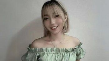 شاهد .. مقتل فنانة على يد معجب طعناً بالسكين