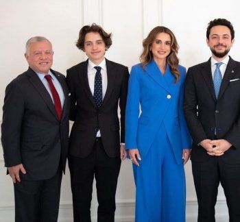 شاهد .. أجمل إطلالات الملكة رانيا لعام 2023 .. أبرزها في زفافي ولديها- بالصور