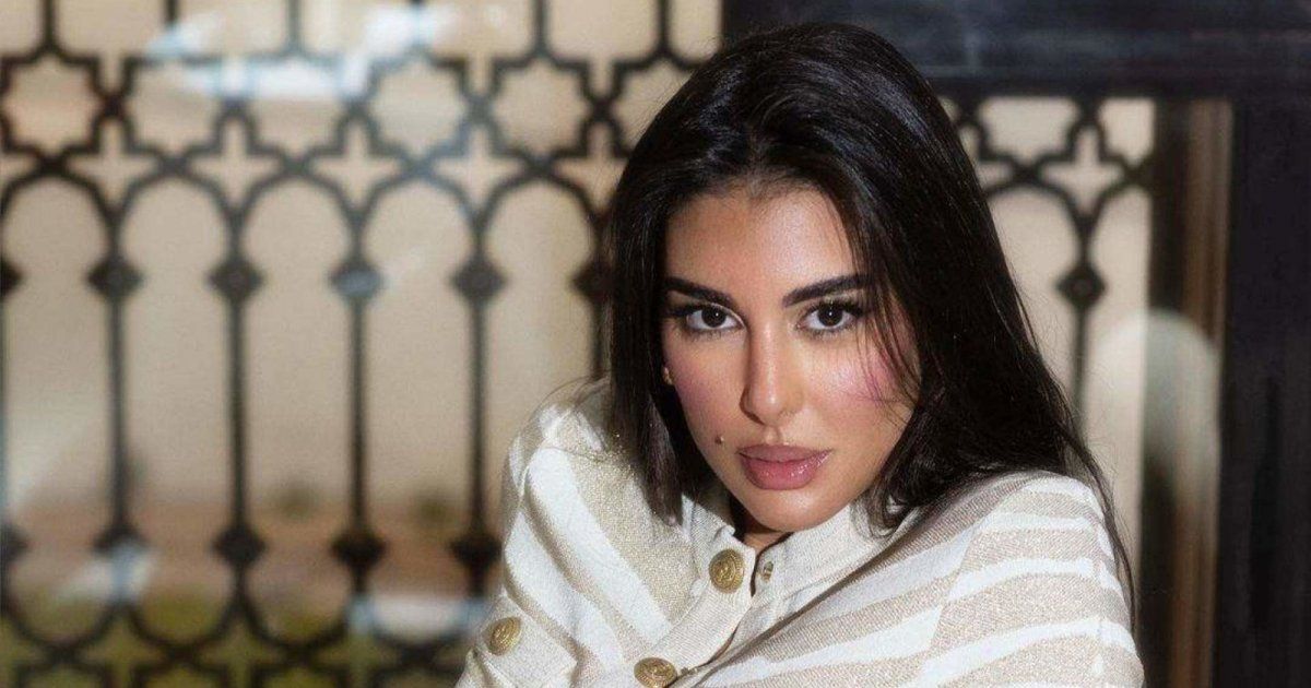 شاهد .. ياسمين صبري في العرض الخاص لفيلمها أبو نسب