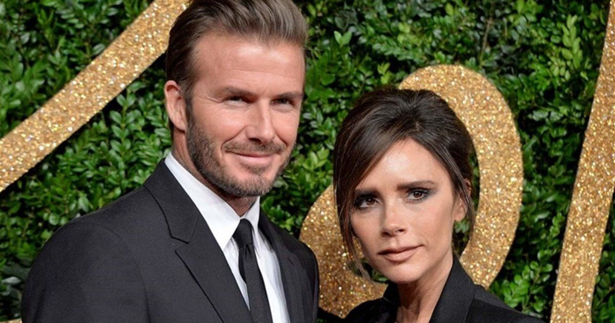 شاهد .. بعد أن نشرت صورته بالملابس الداخلية..فيكتوريا بيكهام تنشر فيديو مخل بالاداب لـ ديفيد بيكهام