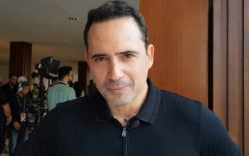 شاهد .. خاص - ظافر العابدين : لم أخف من مقارنتي بمحمود ياسين .. وهكذا كانت ردة فعلي على كلام لبلبة ويسرا