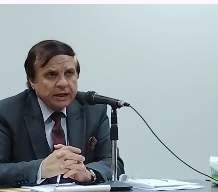 سامي الشريف يلقي محاضرة “الإعلام وترسيخ القيم ” .. صور