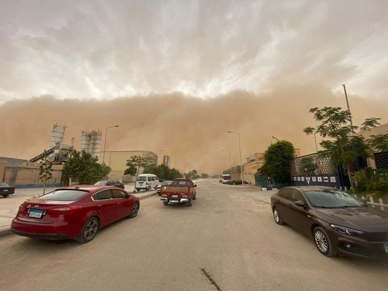 عاصفة قوية تضرب مصر نهاية الأسبوع.. الأرصاد تكشف الحقيقة