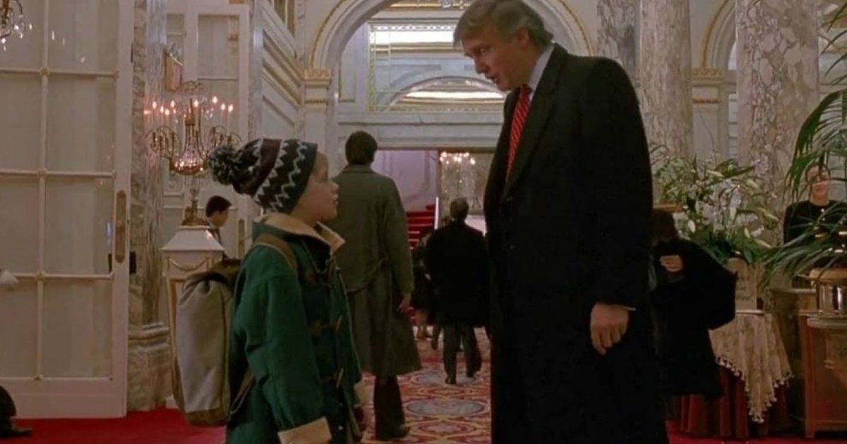 شاهد .. مخرج فيلم مخرج "Home Alone 2": ترامب إقتحم الفيلم .. وتعرضنا للتخويف من قبله لكي يشارك فيه