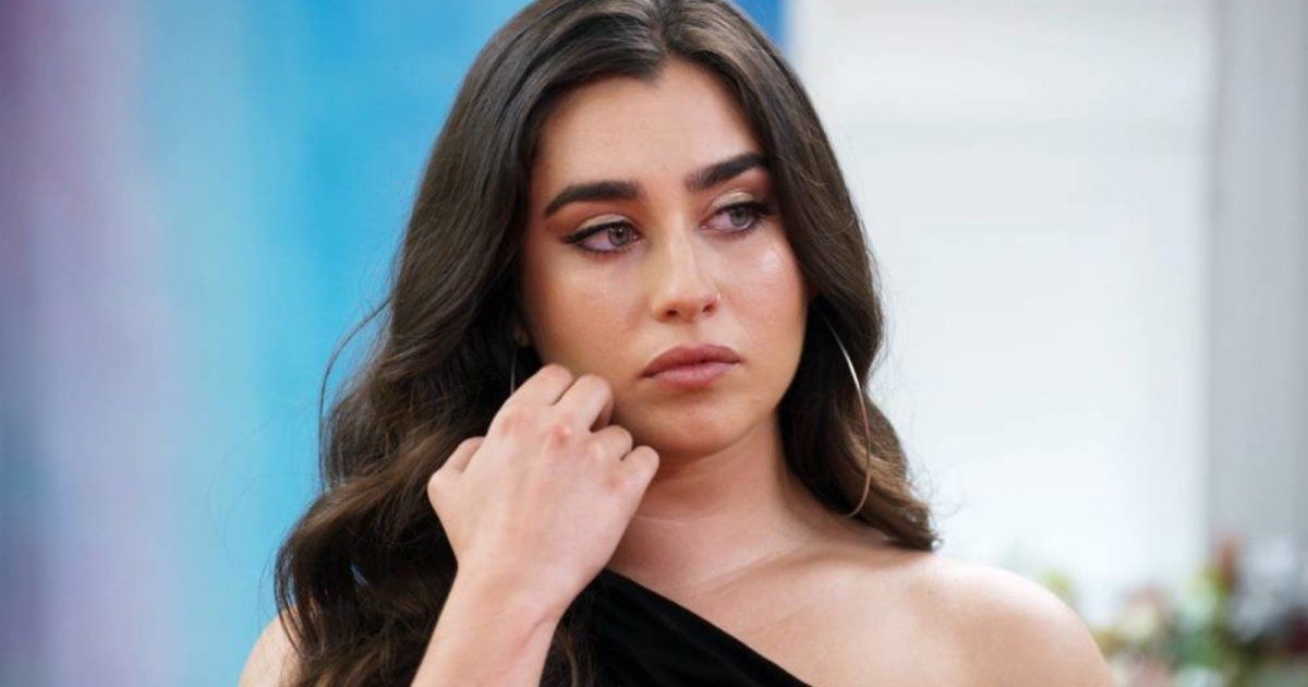 شاهد .. بالفيديو- لورين هراغي تطلق أغنية لدعم الشعبين الفلسـ طيني والسوداني