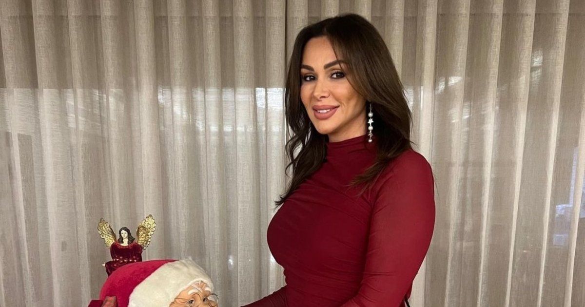 شاهد .. كوليت بولس زوجة عاصي الحلاني تستعرض مواهبها الغنائية.. شاهدوا