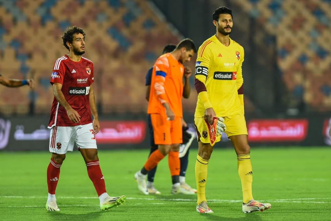 صدمة.. محمد الشناوي ومدافع الأهلي خارج مباراة مودرن فيوتشر