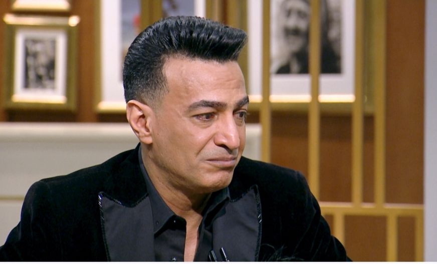 سمسم شهاب يبكي لمرض زوجته بالكانسر ويجهش بالبكاء