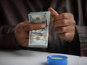 أخبار مصر | سعر الدولار في السوق السوداء اليوم الخميس 28  ديسمبر 2023 .. ارتفاع قياسي لا يصدق الآن