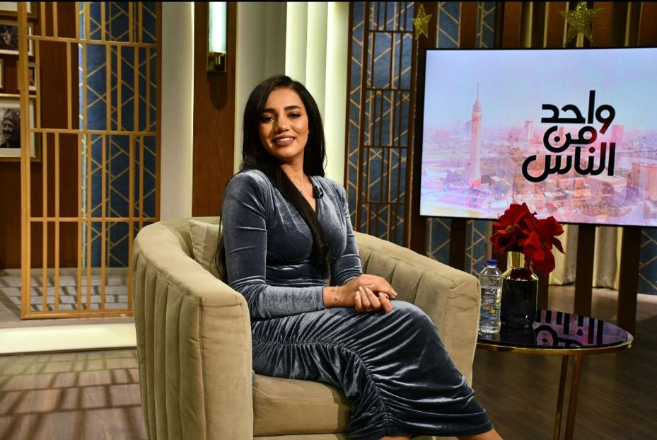 أحمد عز وروجينا ومي كساب .. وسوسن بدر وروجينا وأشرف زكي .. في سهرة رأس السنة علي قناة الحياة