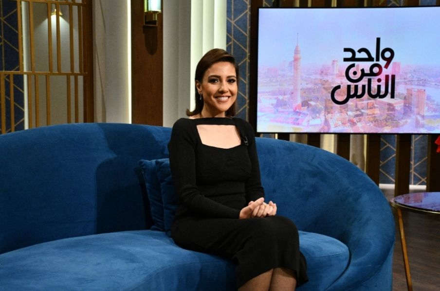 أحمد عز وروجينا ومي كساب .. وسوسن بدر وروجينا وأشرف زكي .. في سهرة رأس السنة علي قناة الحياة