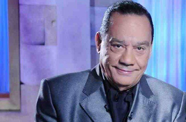 شاهد .. حلمي بكر في حالة صحية متدهورة بمنزله بسبب تعرضه للنصب