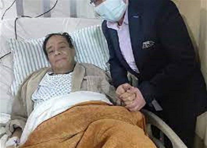 سبب إصابة حلمي بكر بالشلل.. مبيقدرش يحرك رجليه وتطورات حالته الصحية