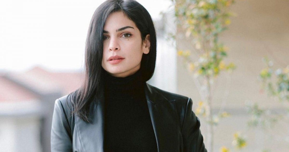 شاهد .. بالصورة - ريتا حايك تستعرض قوته البدنية..وهذا ما وضعته على ظهرها