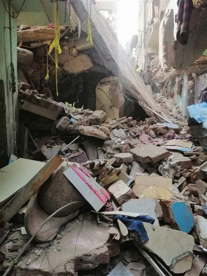 أخبار مصر | عقار الزيتون المنهار.. إنقاذ شخص ووقوع سقف على مسن لقي مصرعه