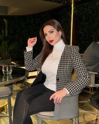 شاهد .. بلوك شيك وأناقة مميزة..نسرين طافش تبهر الجمهور بإطلالتها