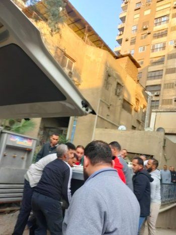 شاهد .. مراسم عزاء والدة الموزع أحمد عادل .. وسط حضور تامر حسين وعزيز الشافعي