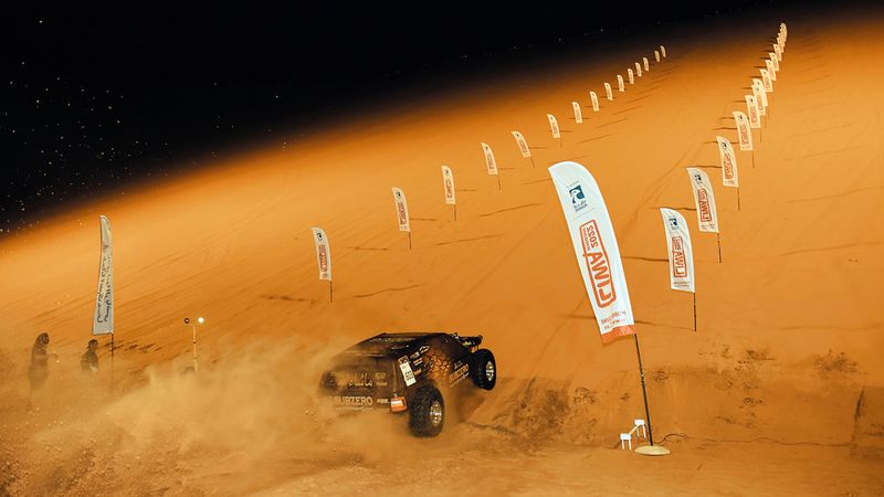 “ليوا الدولي” يختتم فعالياته ويتوج الفائزين في سباق السيارات