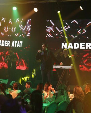 شاهد .. بالفيديو - نادر الأتات يتألق بأجمل حفلات رأس السنة في لبنان .. وسط حضور جماهيري ضخم من مختلف الجنسيات