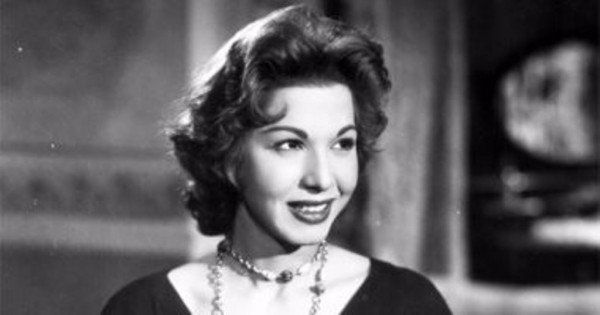 شاهد .. سامية جمال حرمت نفسها من الإحتفال بالعيد طوال حياتها بسبب هذا الحادث.. إليكم التفاصيل