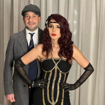 شاهد .. نجلاء بدر بإطلالة تعود لعام 1920 إحتفالاً برأس السنة 2024