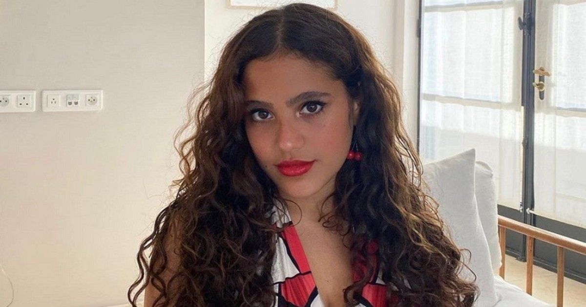 شاهد .. بالصورة - جنا عمرو دياب تخطف الأنظار برقصها بجانب صديقاتها