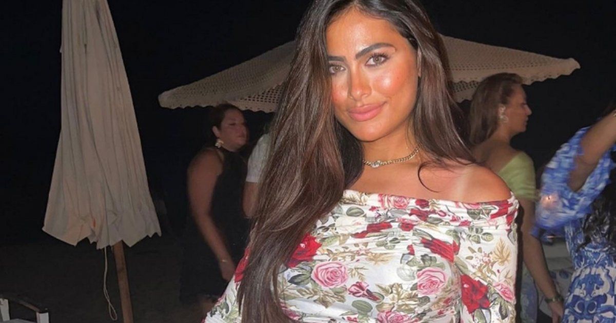 شاهد .. بالصور- من دبي وإلى جانب برج خليفة..هاجر أحمد تتألق بفستان ابيض رائع