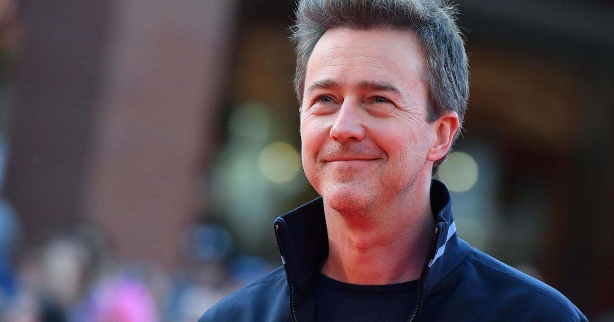 شاهد .. إدوارد نورتون أراد إبقاء نفسه مجهولاً بعد أدائه الرائع لدور الملك بالدوين الرابع في "kingdom of heaven"..فما السبب!