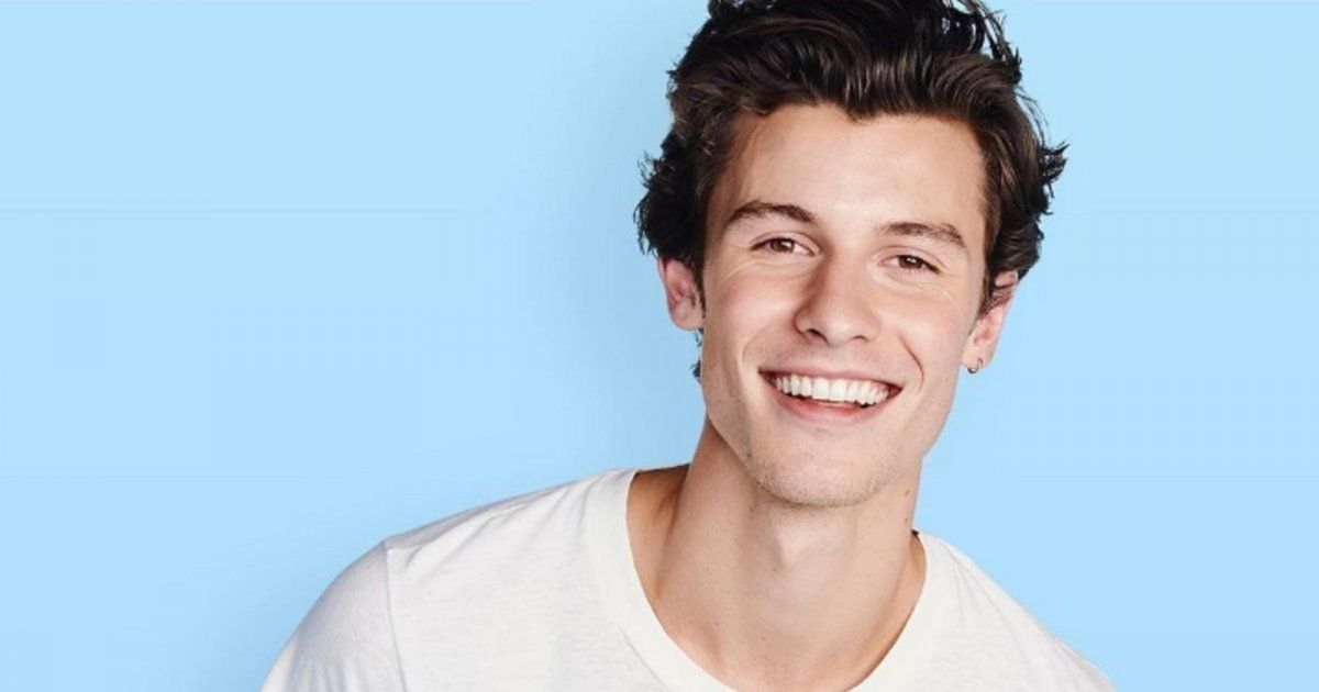 شاهد .. بالفيديو- شون مينديز يلفت أنظار الجمهور ويحدث جدلاً بعد ظهوره هكذا في الثلج