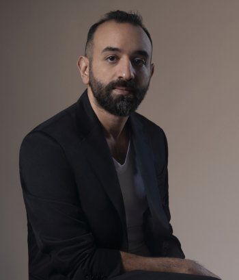 شاهد .. خاص - عمرو سلامة يكشف إذا كان سيطل عادل إمام في فيلم " شمس الزناتي " ومصير " ما وراء الطبيعة 2 "