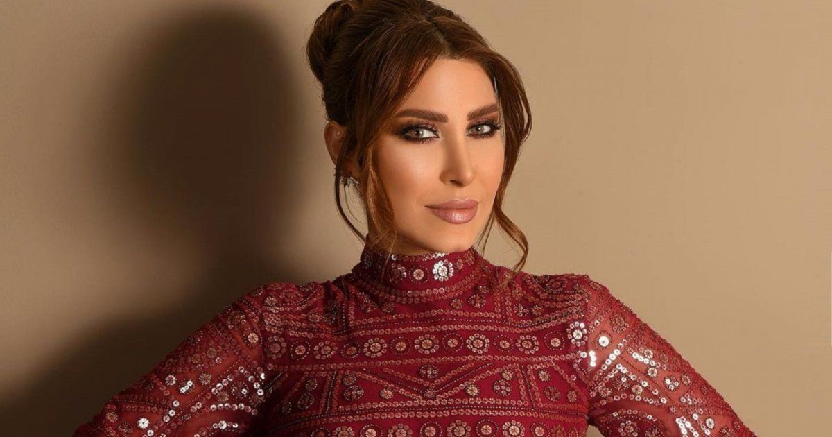 شاهد .. بالصور- بإطلالة أميرات..يارا تتألق بفستان أحمر رائع وتخطف أعين الجمهور