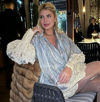 شاهد .. أجمل إطلالات ساندرا رزق خلال قضائها عطلتها في إسطنبول.. بالصور