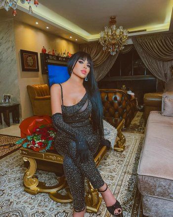 شاهد .. ليال عبود بإطلالة ساحرة بجامبسوت أسود يظهر أنوثتها الملفتة-بالصور