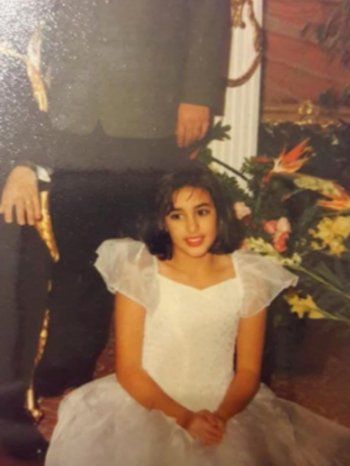 شاهد .. ياسمين صبري تستمتع بوقتها على الثلج.. وهكذا نسقت إطلالتها