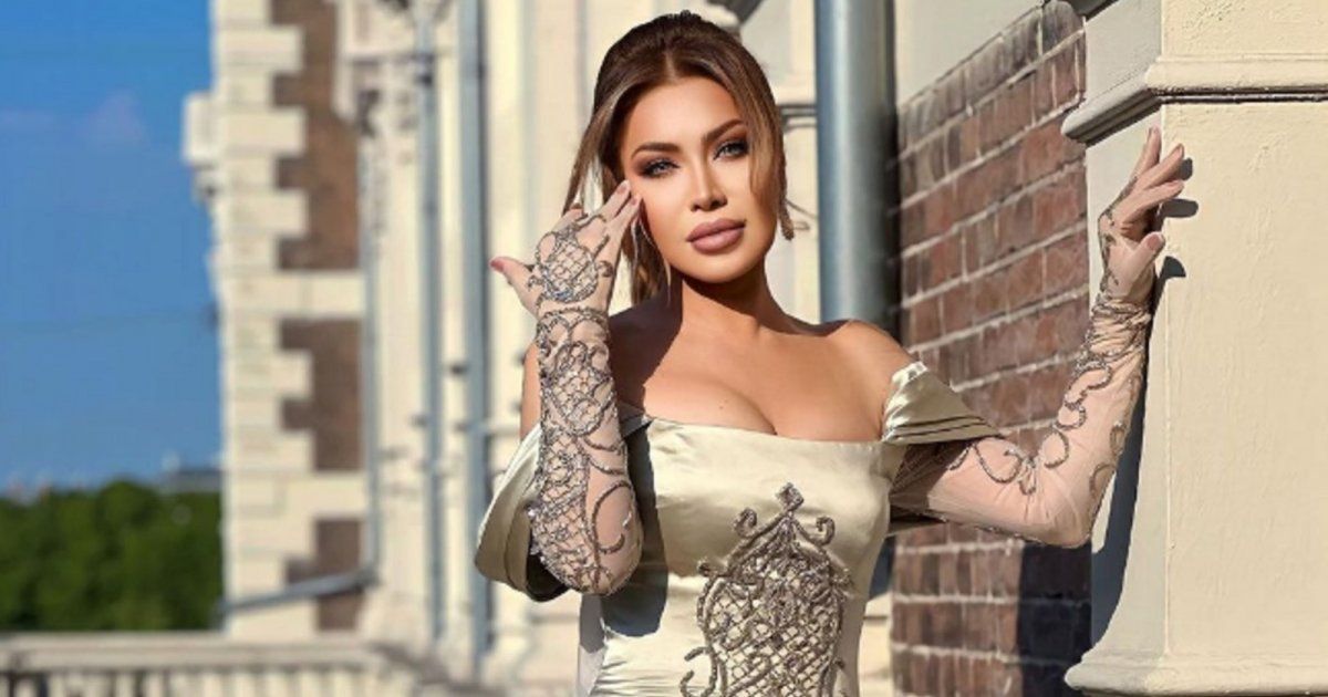 شاهد .. بلوك شيك وجمال مميز..نوال الزغبي تتألق بإطلالتها وتخطف القلوب